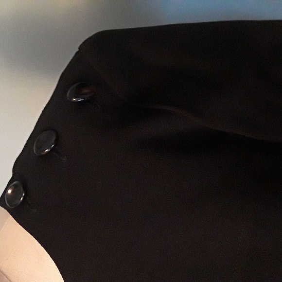 Liz Claiborne Black Dress Midi. Petite 10 - Picture 2 of 4